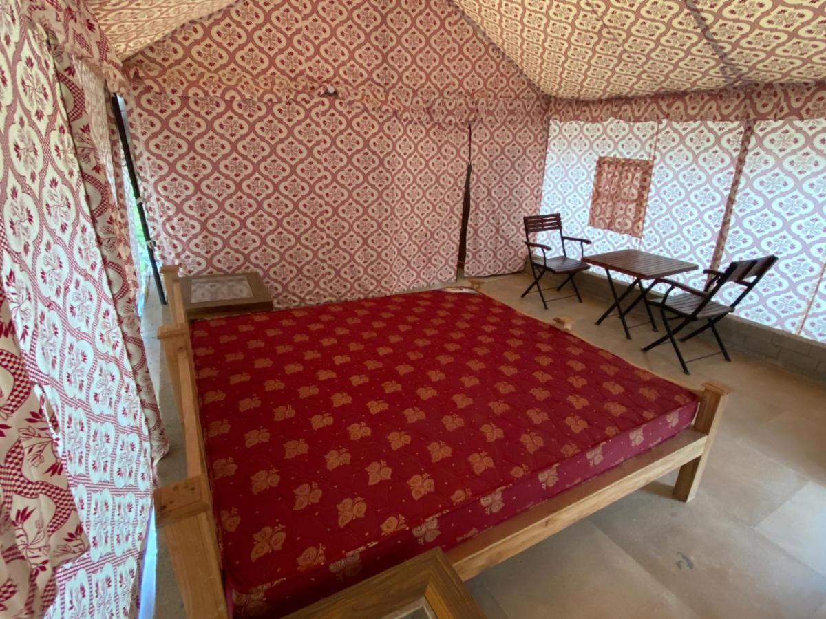 Grass Field Valley Resort Джайпур Екстериор снимка